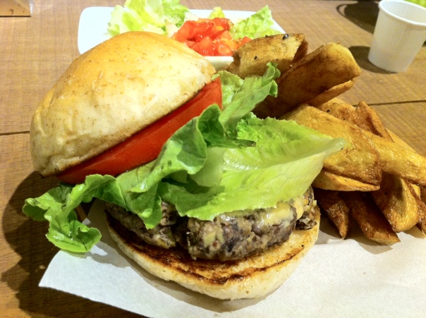Beans?  Burger?  Bean burger!  One of the several dishes at Miss Green 環保有機飲食概念店 in Taipei.
